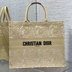 Dior Shopping Bags